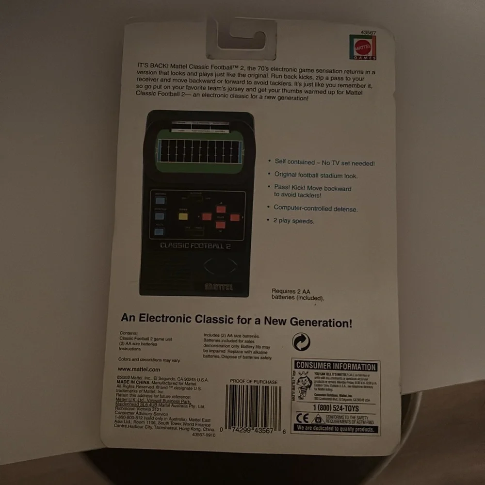 Mattel Classic Football 2 Game WORKING CONDITION